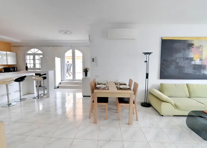 Tamoma *