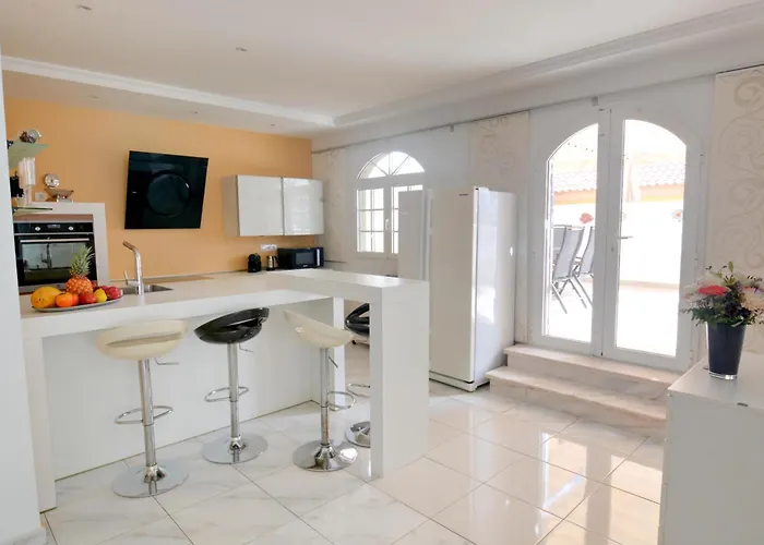 Villa Tamoma *
